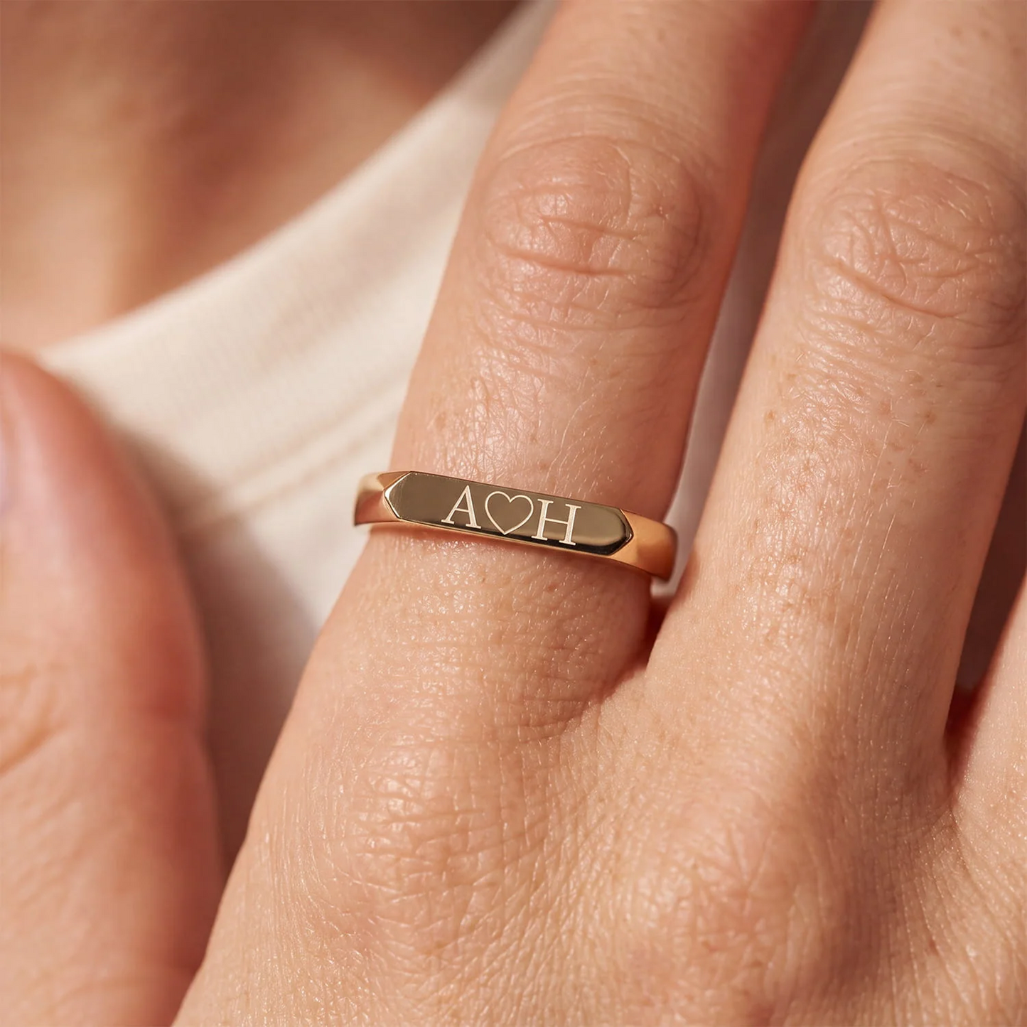 Engravable Bar Ring